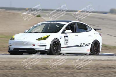 media/Oct-19-2025-Speed Ventures (Sun) [[a6e7fe67be]]/TC B/Session 2 (Outside Grapevine)/